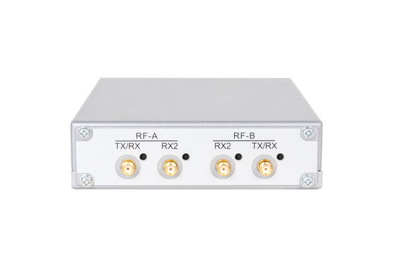 เครื่องรับส่งสัญญาณ USB SDR 6GHz แบบบูรณาการสูง ETTUS USRP B210 ความเร็วสูง
