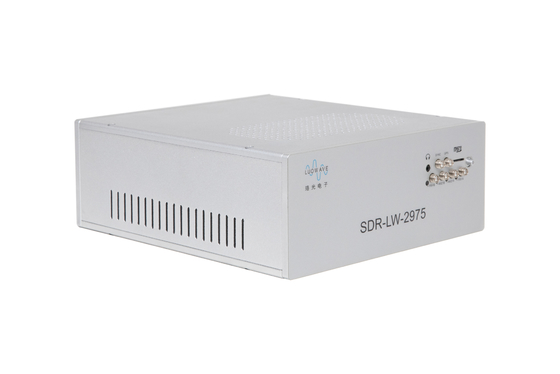 ซื้อ ความแม่นยำสูง Embedded SDR Ettus USRP E310 56MHz แบนด์วิดท์ USB 3.0 Interface การผลิตออนไลน์